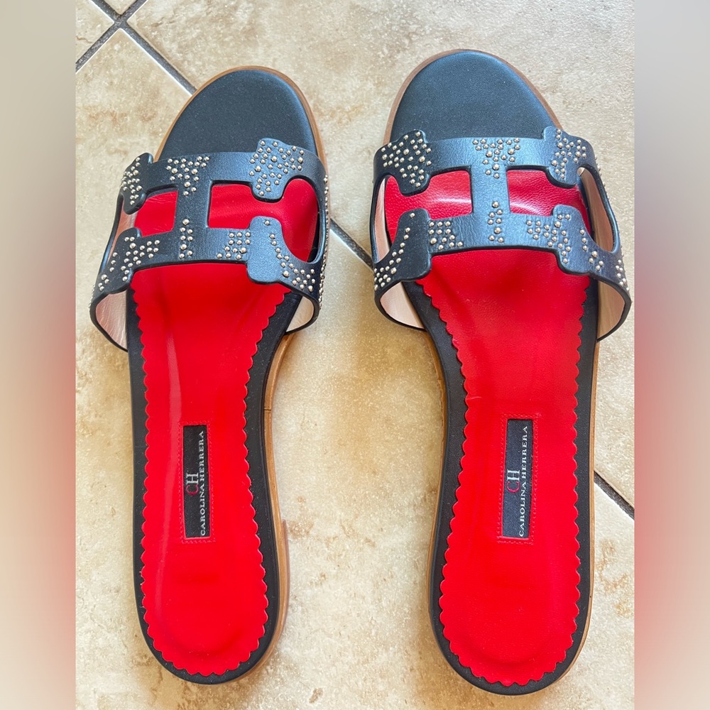 NWT Carolina Herrera Black leather sandals size 40